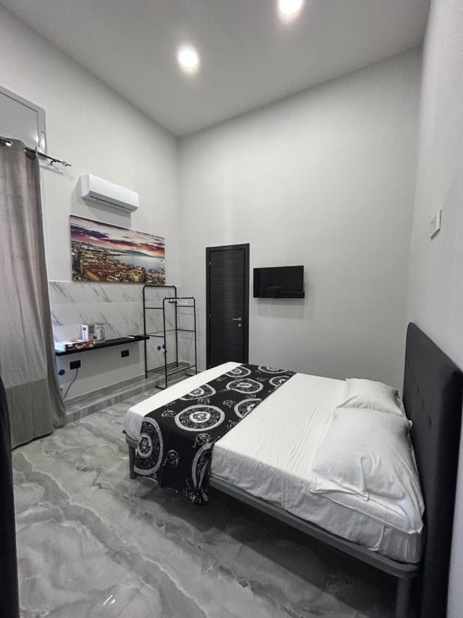 Foria House Valentino * Napoli